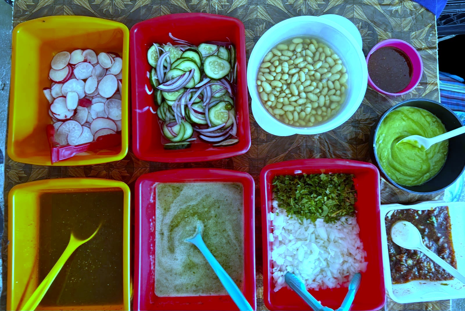 Salsas y acompañamientos de la taquería